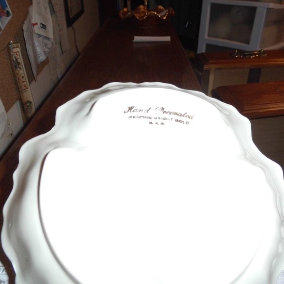 Weeping Bright 22k Gold Divided Dish - Picture 2 of 3